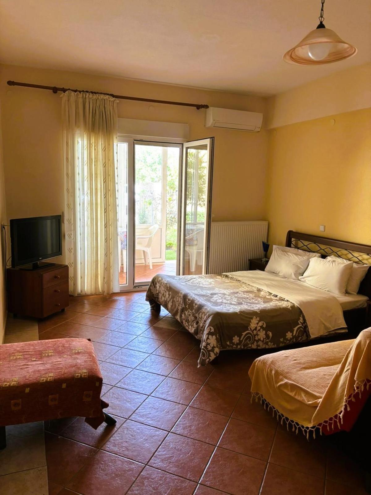 HotelApart Filoxenia Alexandroupoli Bagian luar foto